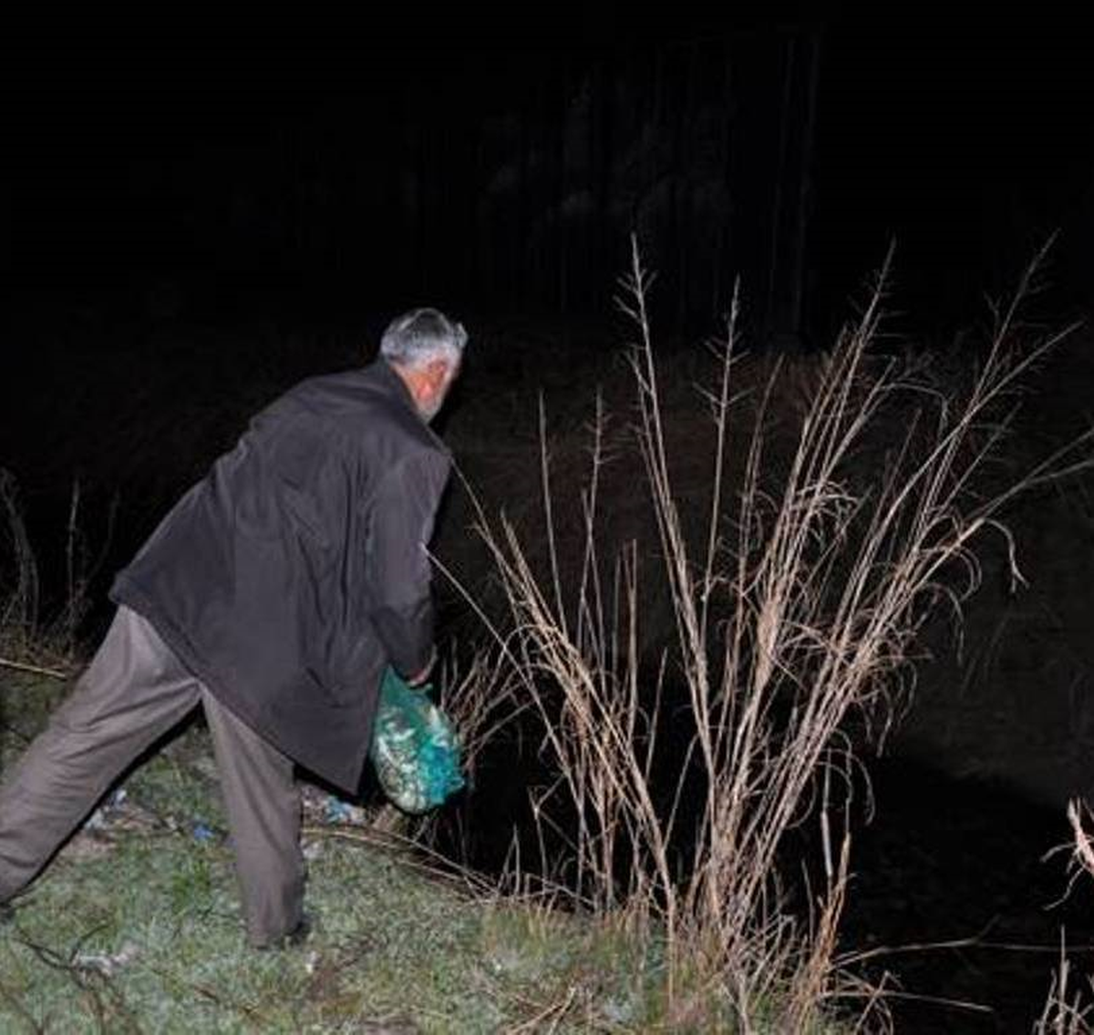 Anamur\'da Kurbağa Avcılarına Gece Operasyonu