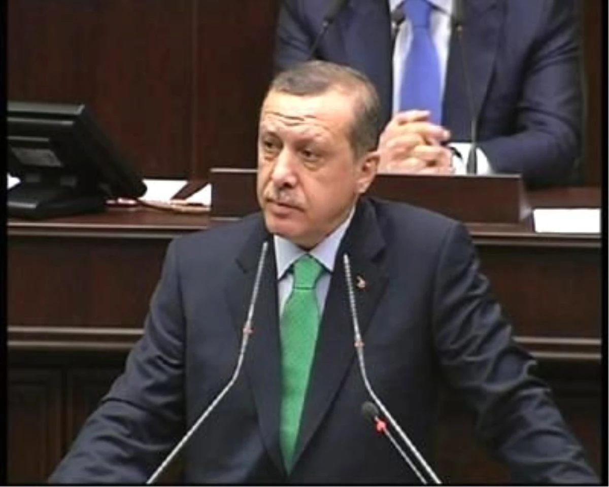 Başbakan Erdoğan\'dan Kılıçdaroğlu\'na "Millet Dizi Seyretmeyi Bıraktı, Keyifle Seni Seyrediyor"