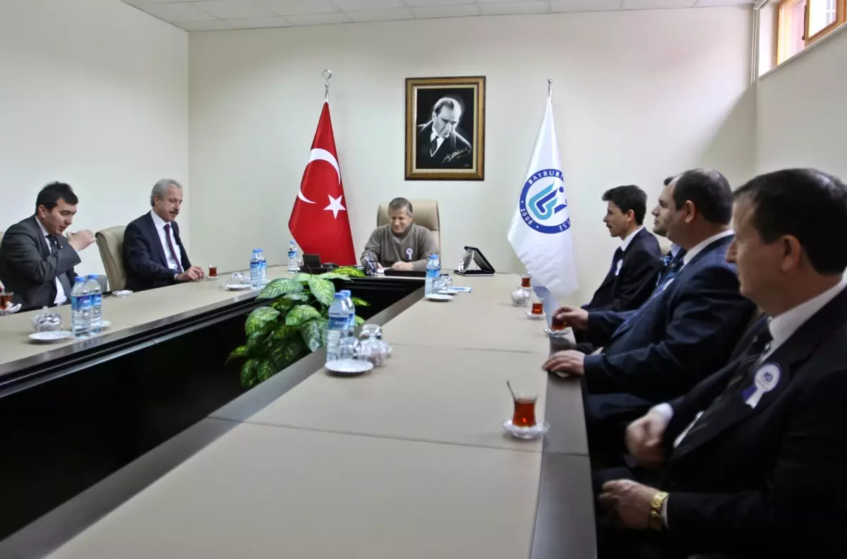 Bayburt Defterdarlığından Rektör Mollmahmutoğlu\'na \'Vergi Haftası\' Ziyareti