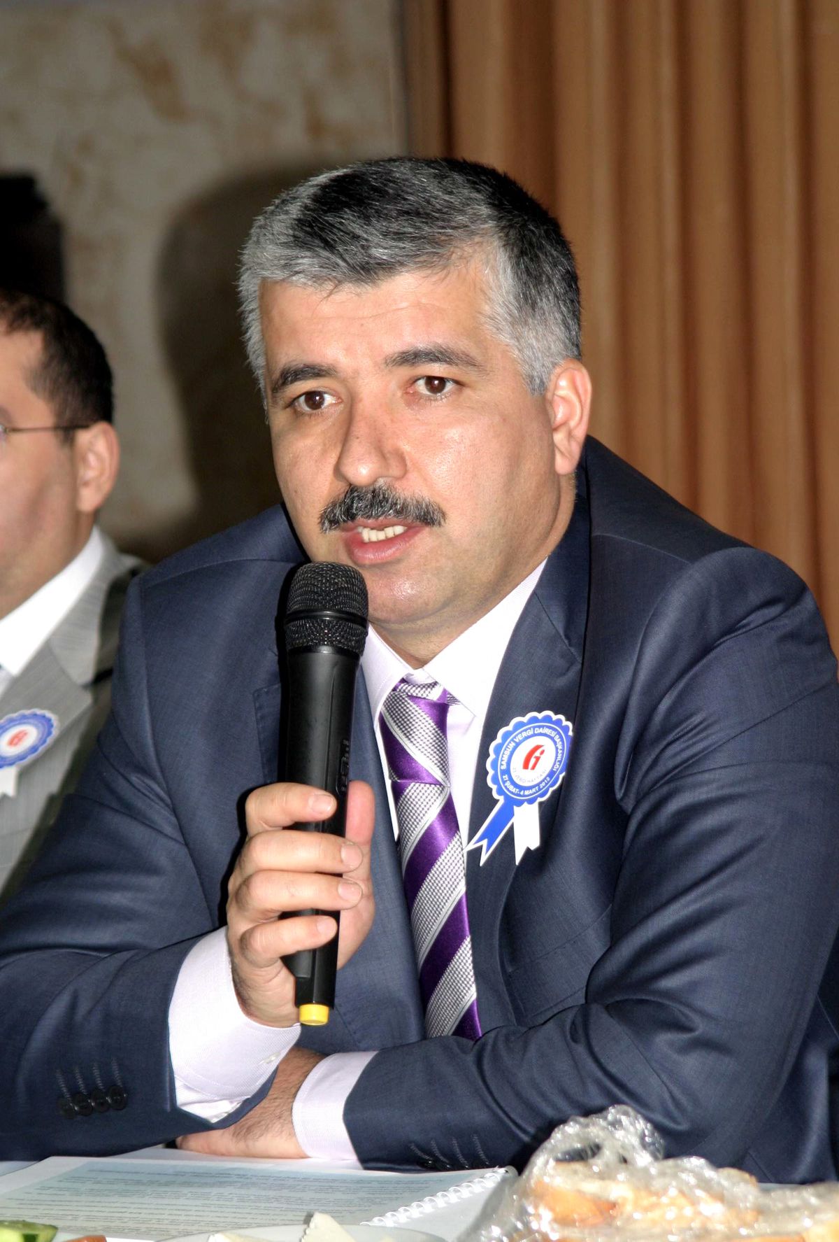 Kredi Kartı ile Alışveriş Vergi Kaçağını Önlüyor