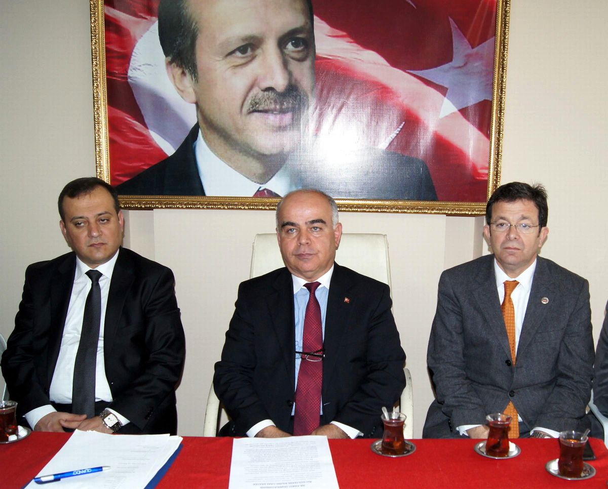 Nazilli AK Parti'den Kılınç ve Öyüş'e Tam Destek