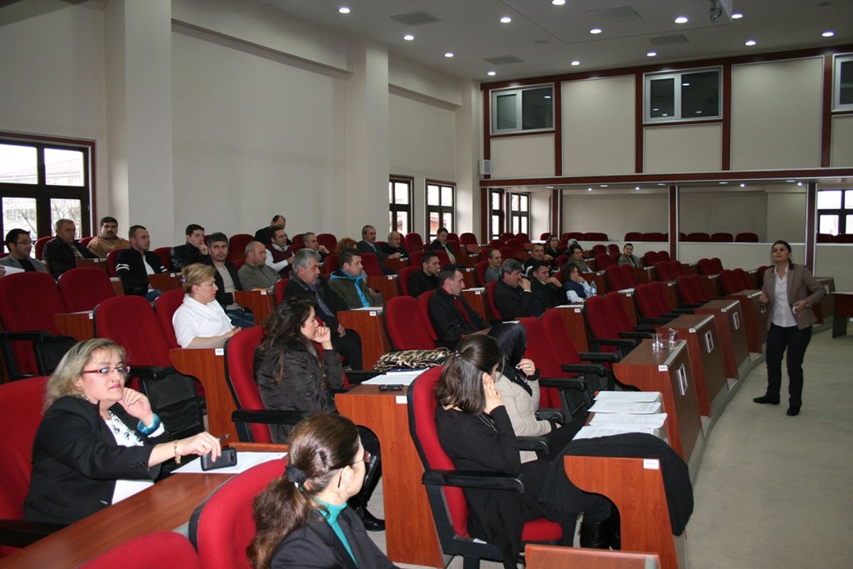 Sakarya Büyükşehir Belediyesinden Çalışanlarına Seminer