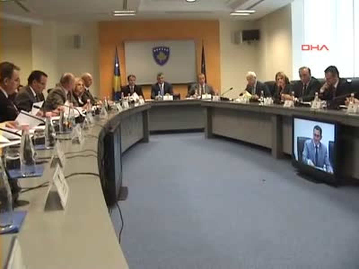 Vetvendosye Hareketi: Protestolar Devam Edecek