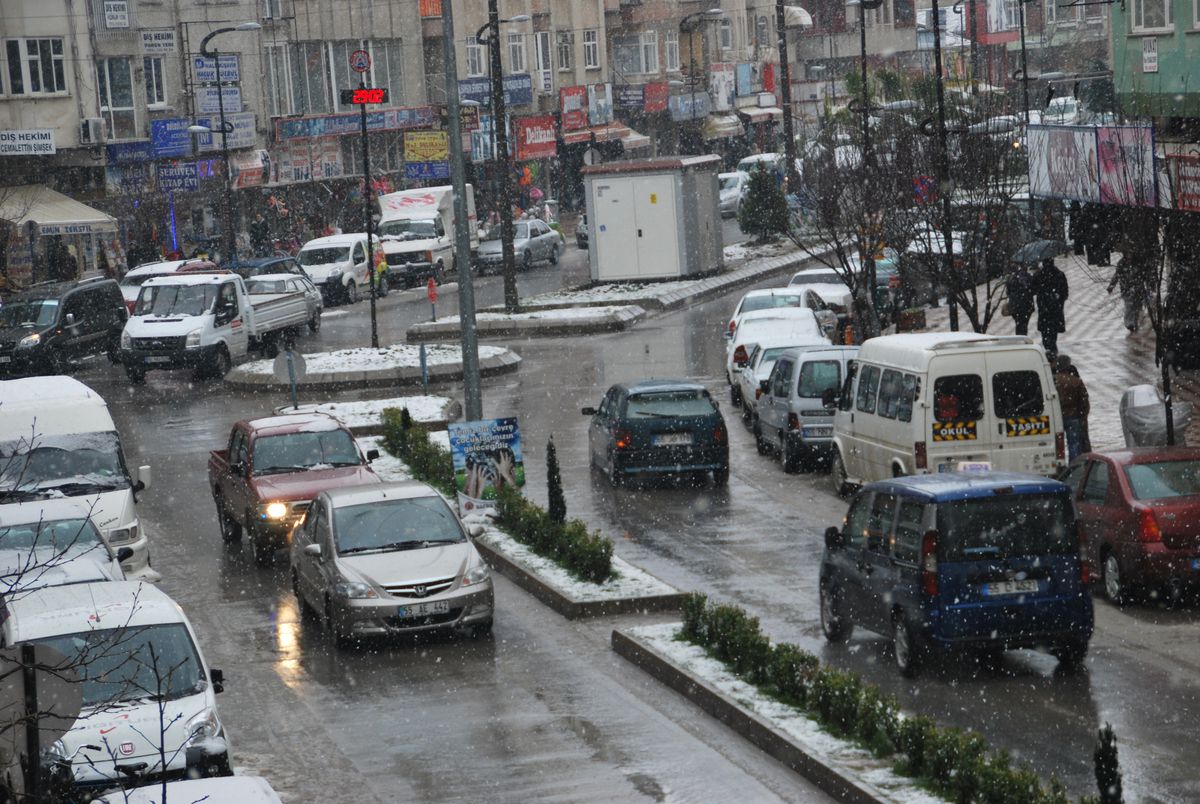 Bafra\'da Kar Yağışı