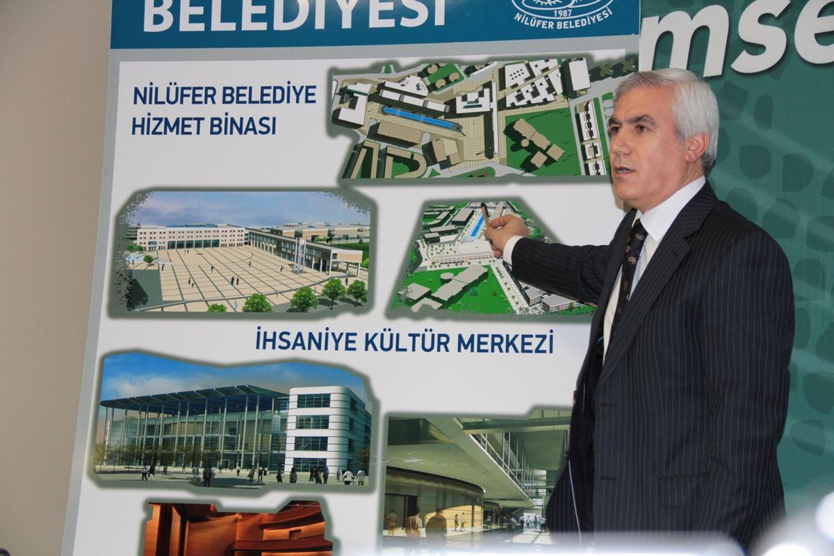 Başkan Bozbey\'den Belediye Binası Savunması