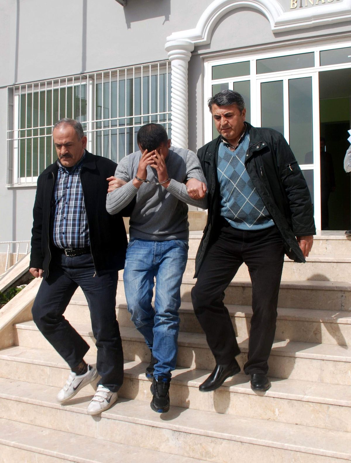 Bu Kez Kaçamadı