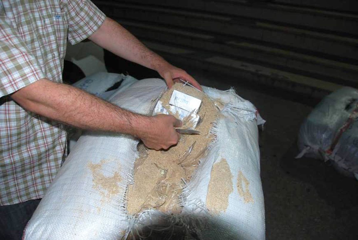 Diyarbakır\'da 115 Bin Paket Kaçak Sigara Ele Geçirildi