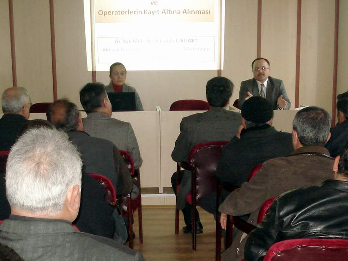 Fide ve Fidan Üreticileri Bilgilendirildi