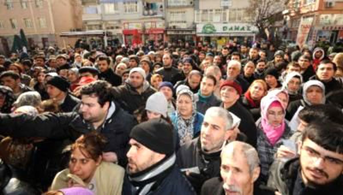 Gelir Testinde Son Gün Kuyruğu