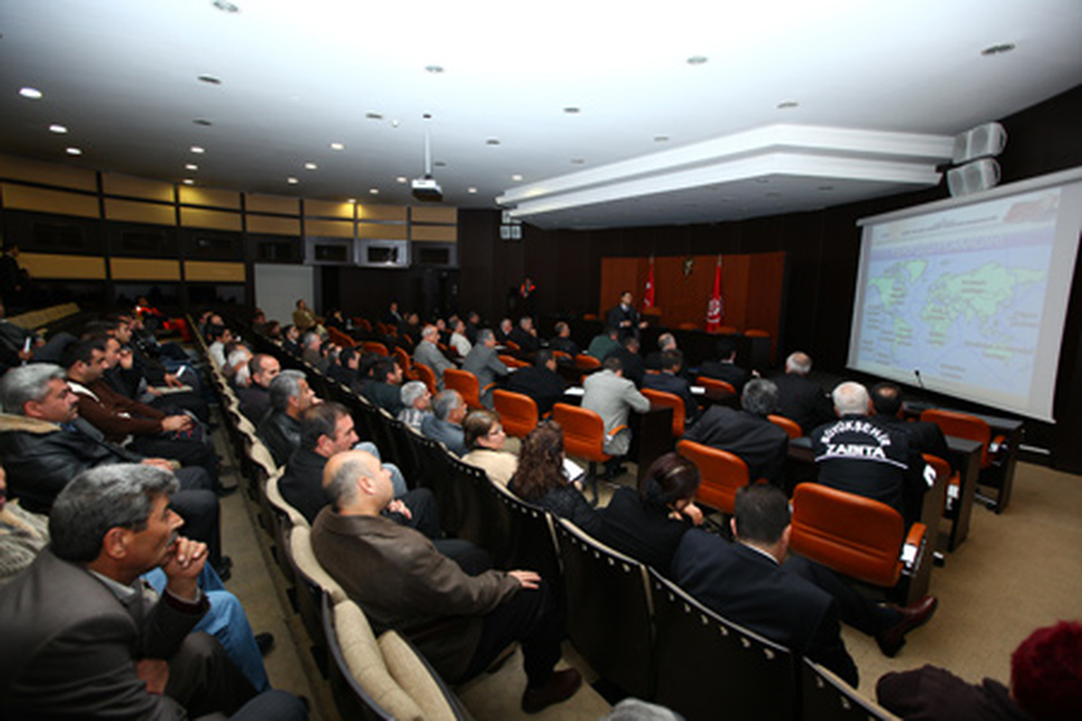 Kaliteli Hizmet İçin Eğitim Şart