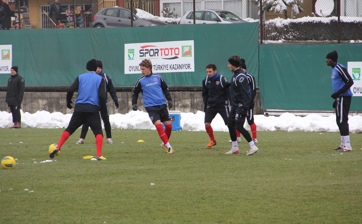 Karabükspor\'da Bursaspor Maçı Hazırlıkları Sürüyor