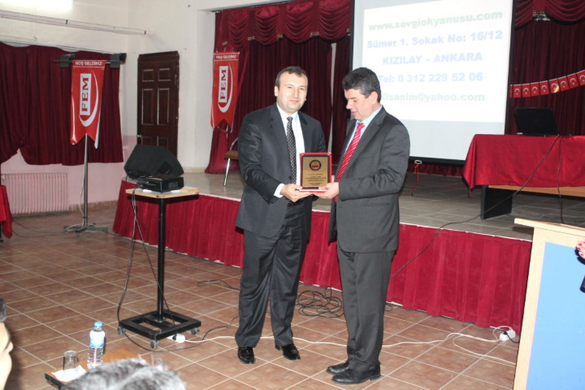 Nlp Uzmanı Kalpaklıkaya İdil\'de Konferans Verdi