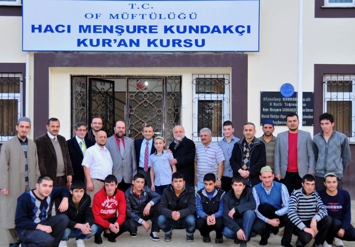 Of'ta 10 Yıllık Atıl Bina Artık Öğrencilerini Ağırlıyor