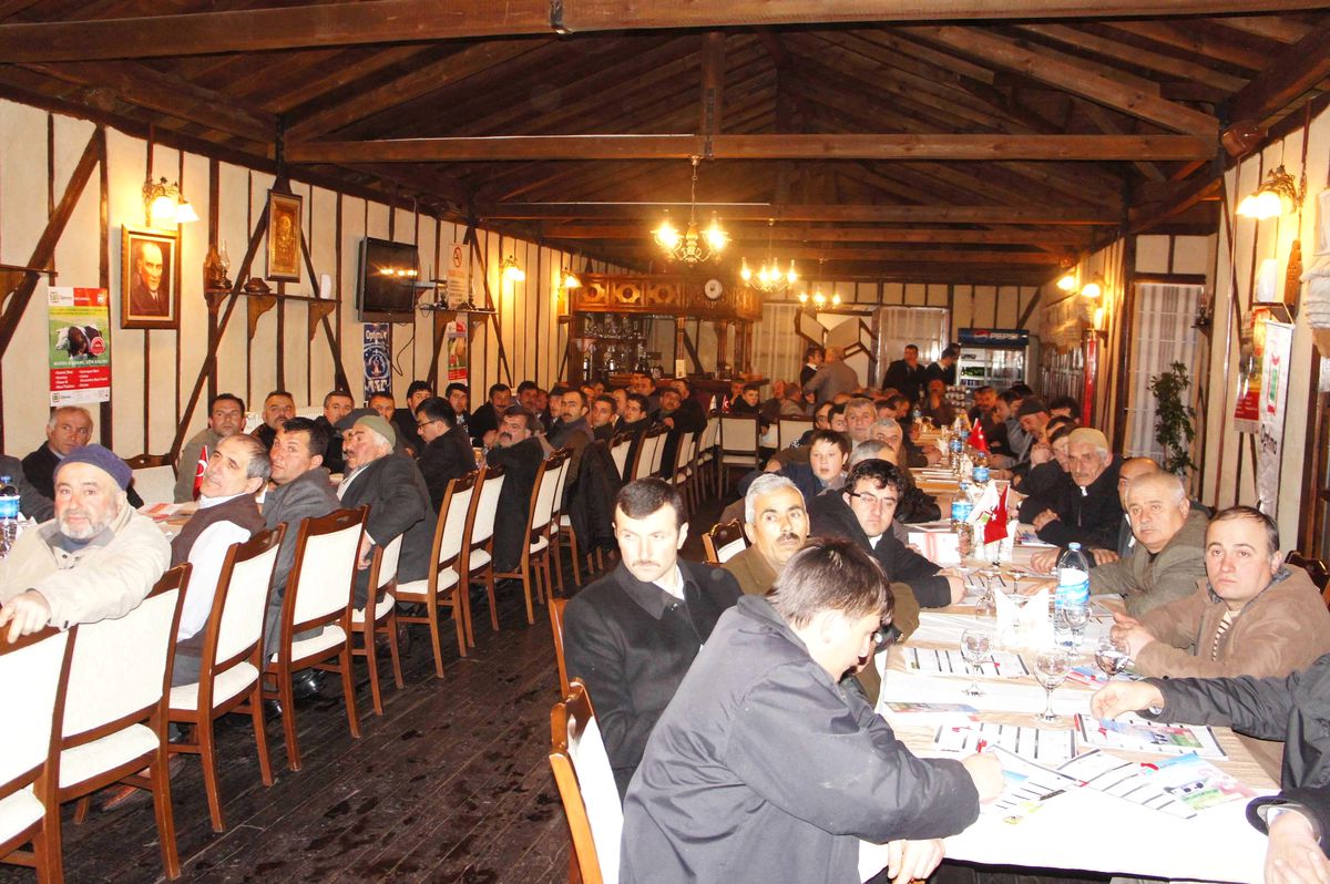 Optima Yem, Çiftçileri Bilgilendirdi