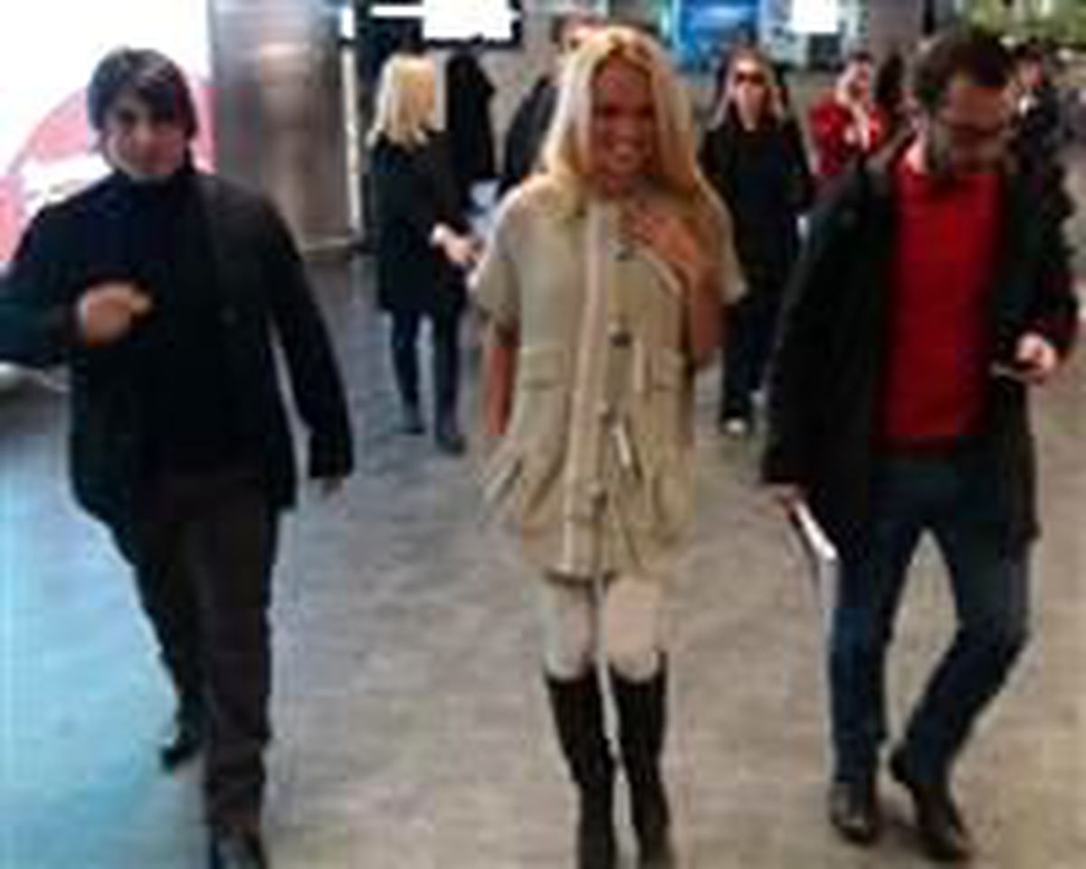 Pamela Anderson Türkiye'de Galeri