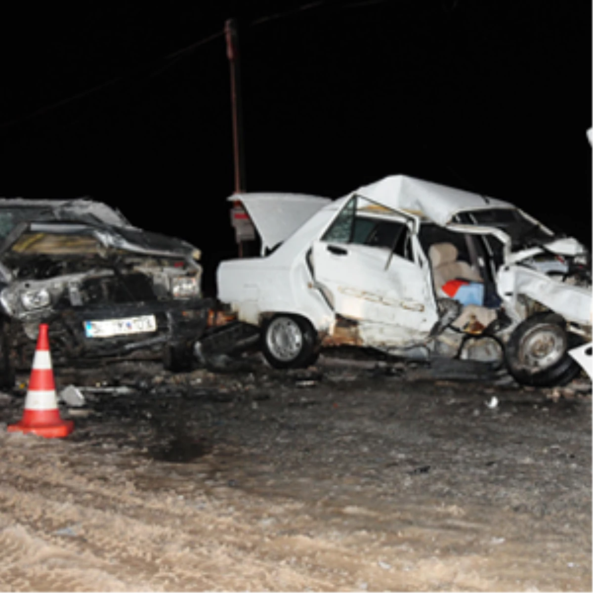 Sakarya\'da Feci Kaza: 2 Ölü