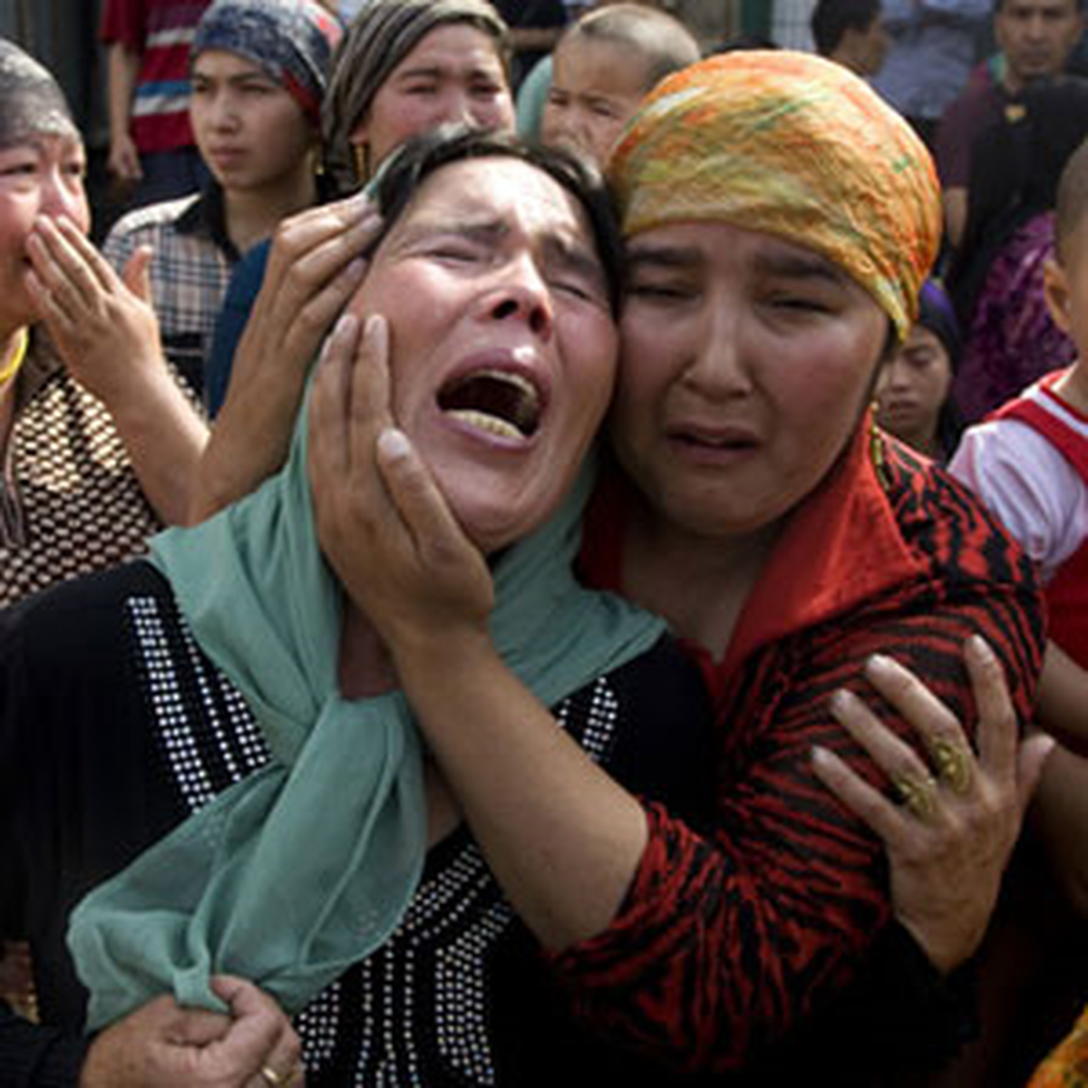 Sincan\'daki Çatışmalarda Ölü Sayısı Artıyor