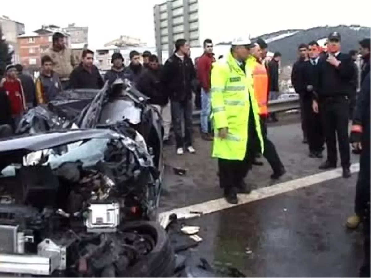 Tem Otoyolu'nda Trafik Kazası: 1 Ölü