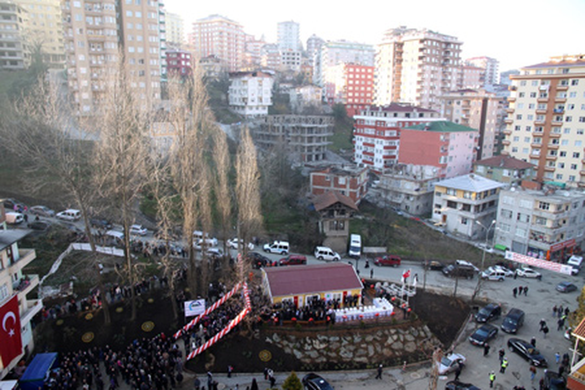 Timya Vadisinde Sözleşmeler İmzalanıyor