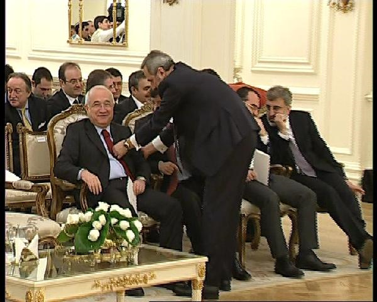 Tören Öncesi Meclis Başkanı Çiçek ve Bakanların Keyifli Anları