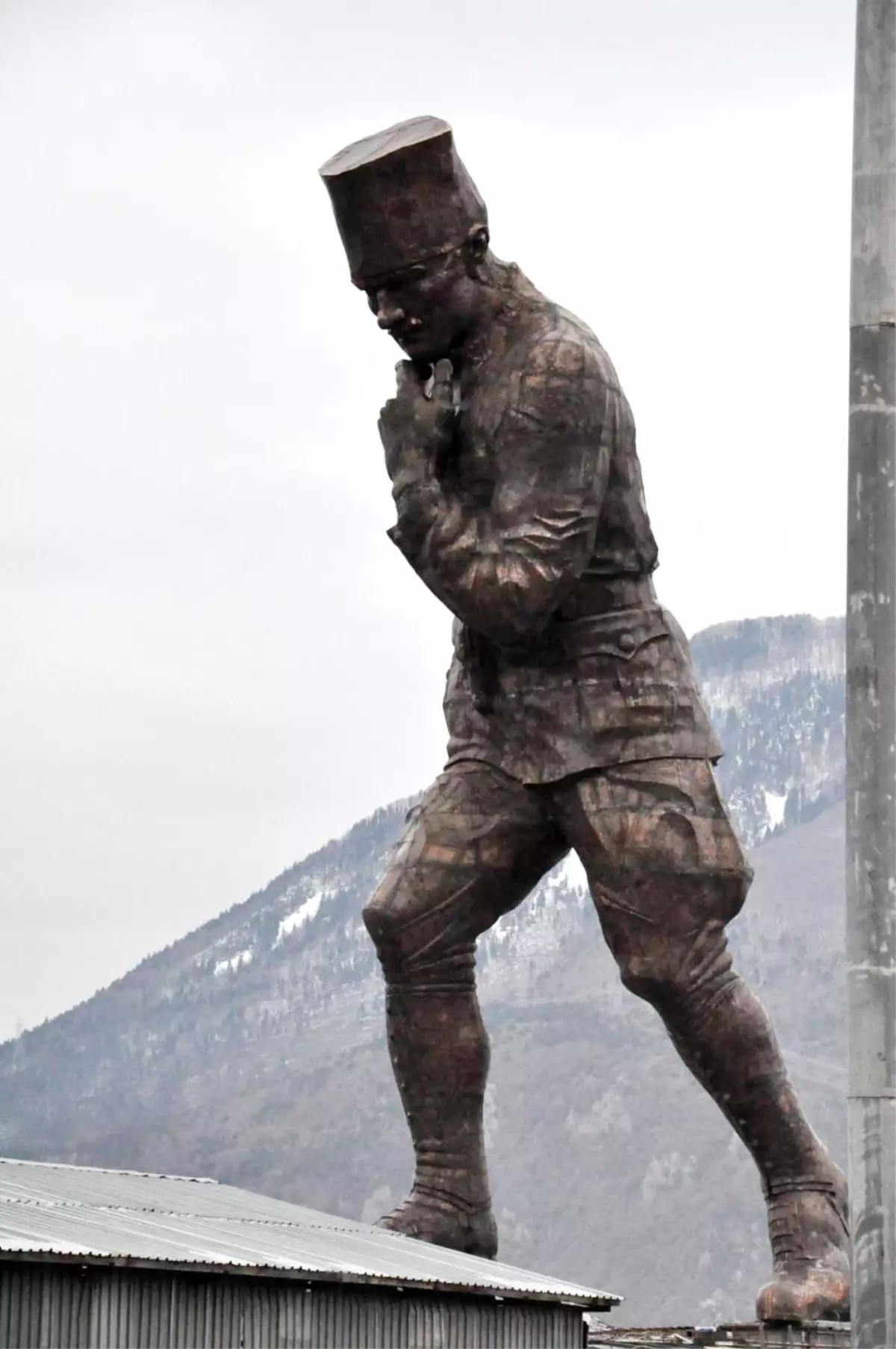 Türkiye\'nin En Büyük Atatürk Heykeli Tamamlandı