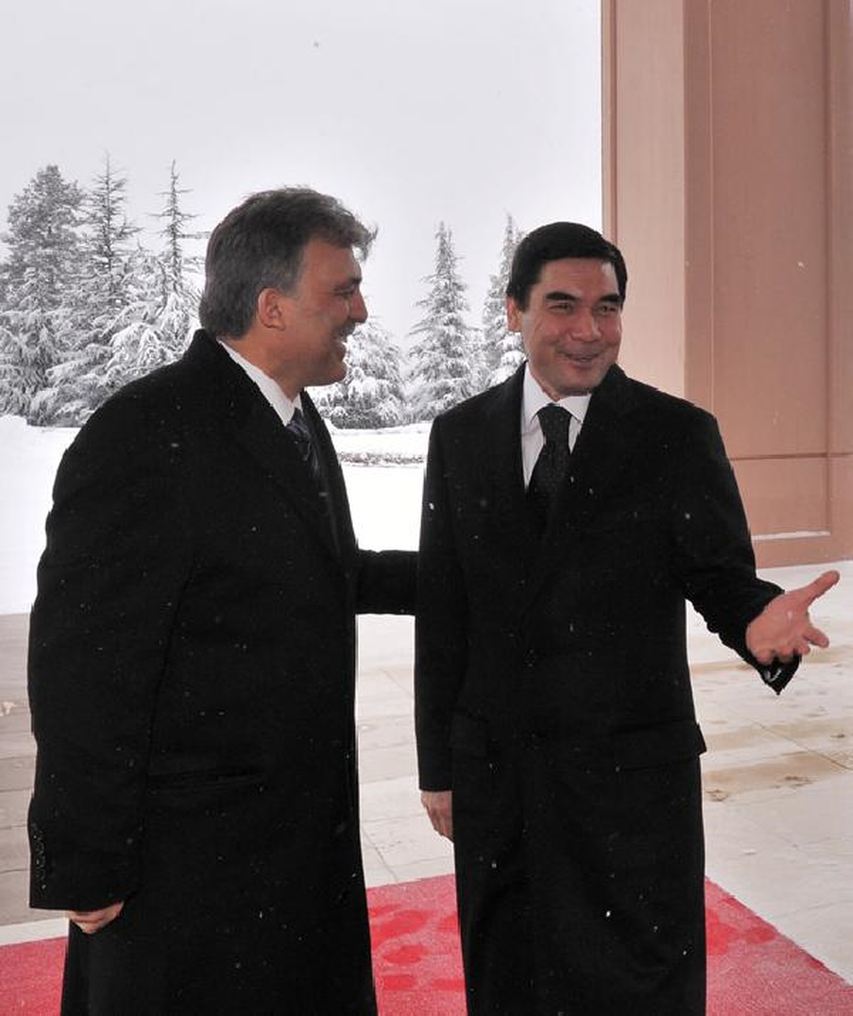Türkmenistan Devlet Başkanı Berdimuhamedov\'a Devlet Nişanı