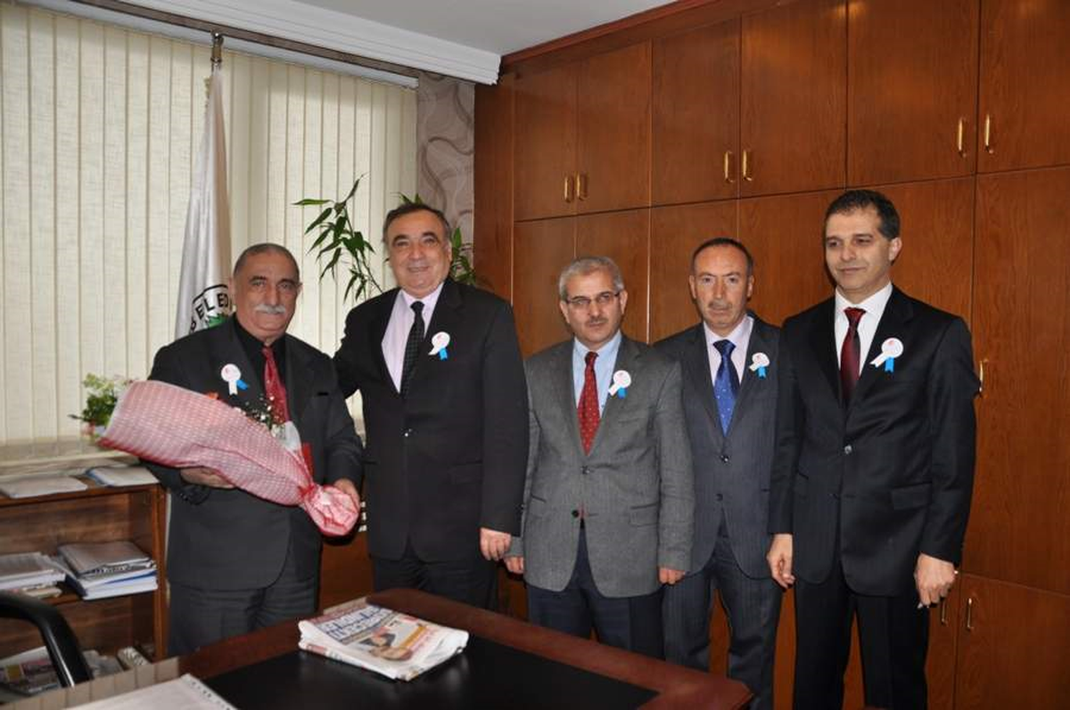 Vergi Dairesi Başkanı Zonguldak Belediyesi\'ni Ziyaret Etti