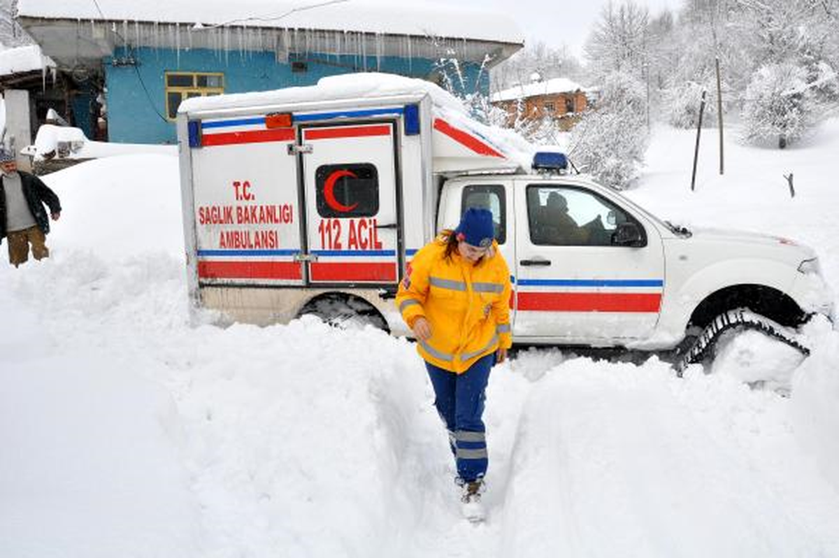 Zonguldak\'ta 161 Köy Yolu Kardan Ulaşıma Kapandı (2)