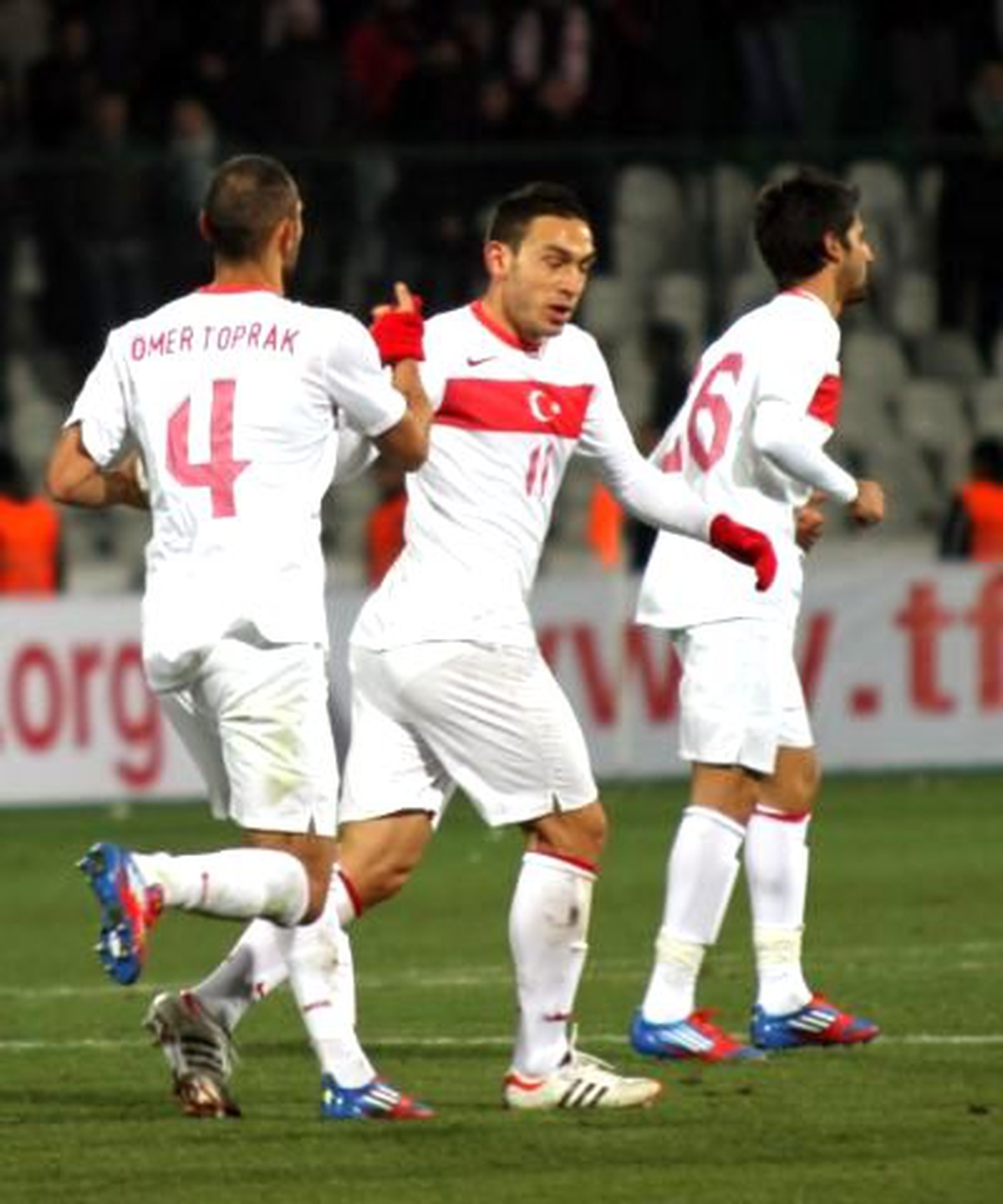 A Milli Futbolcular Oyundan Memnun