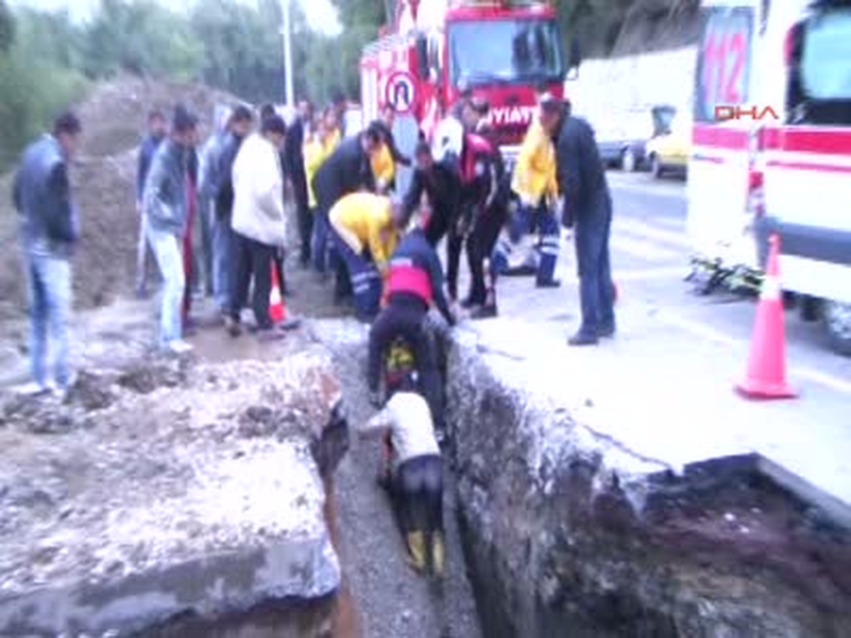 Altyapı Çalışmasında Göçük Meydana Geldi