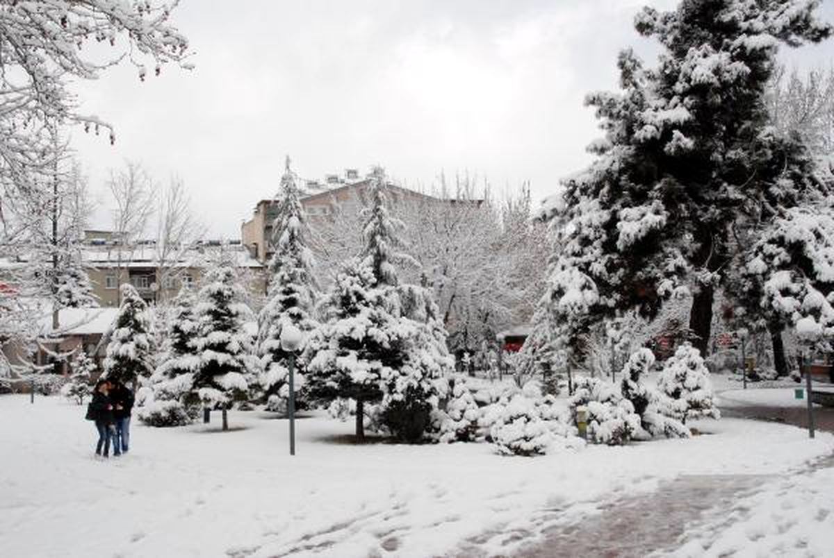 Burdur\'da Okullara Kar Tatili