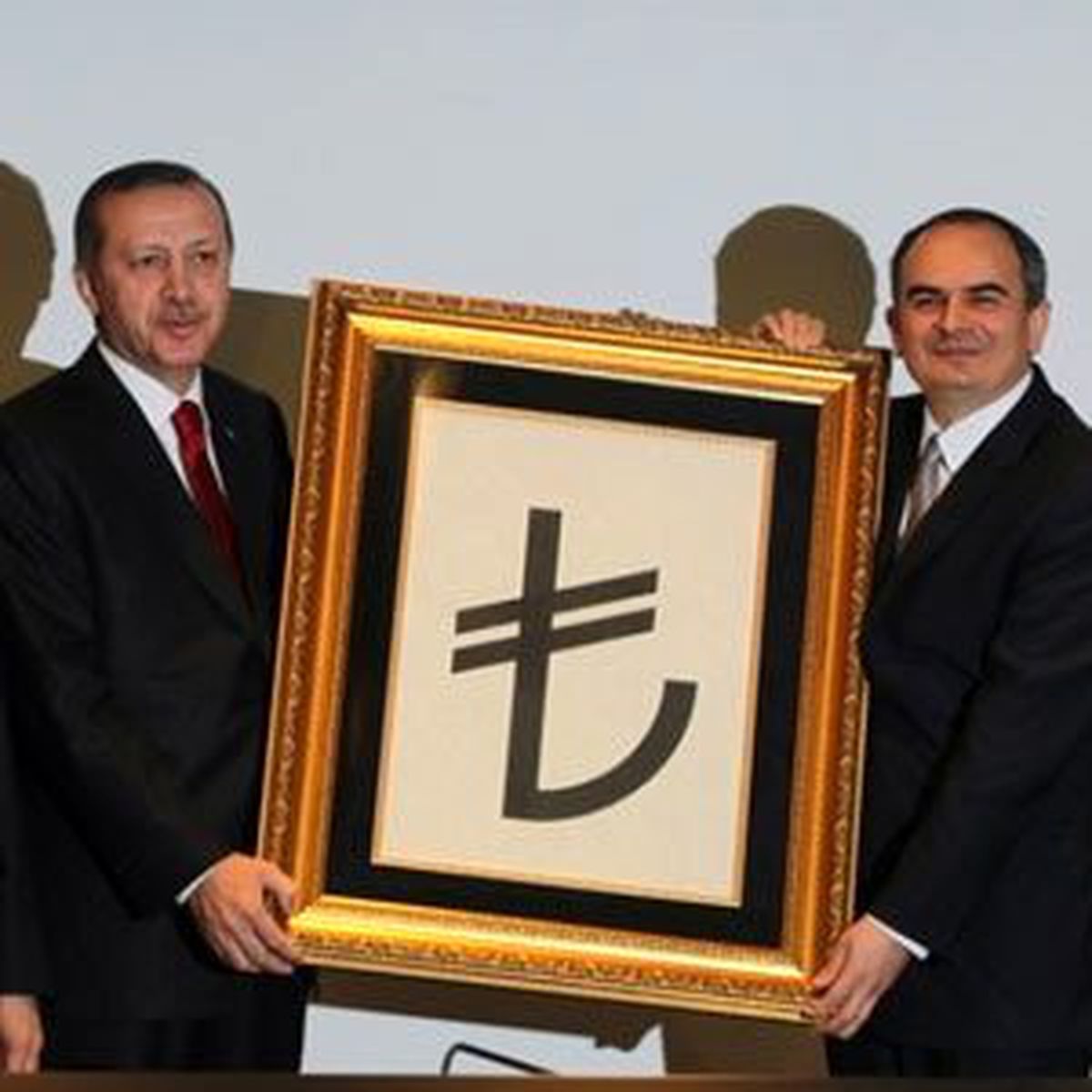CHP'den, TL Simgesi İçin İlginç İddia