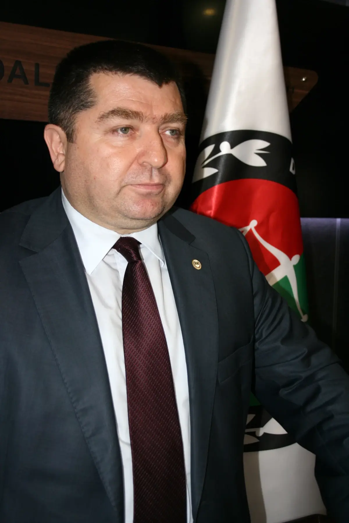 Düzce Barosu Başkanı Avukat Ali Dilber, Vakıf Yönetimine Neden Girmediğini Açıkladı