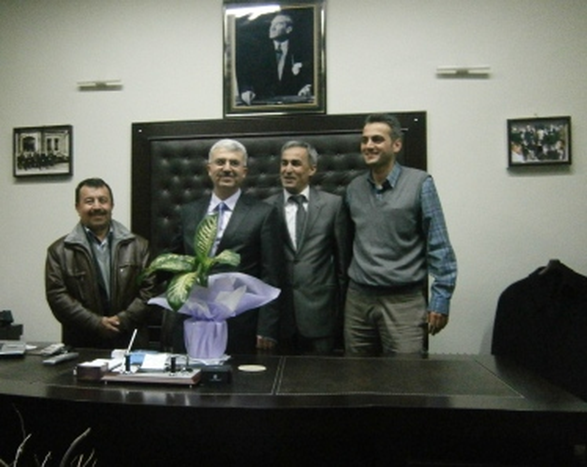 Hakemlerden Bekir Yümnü\'ye Ziyaret