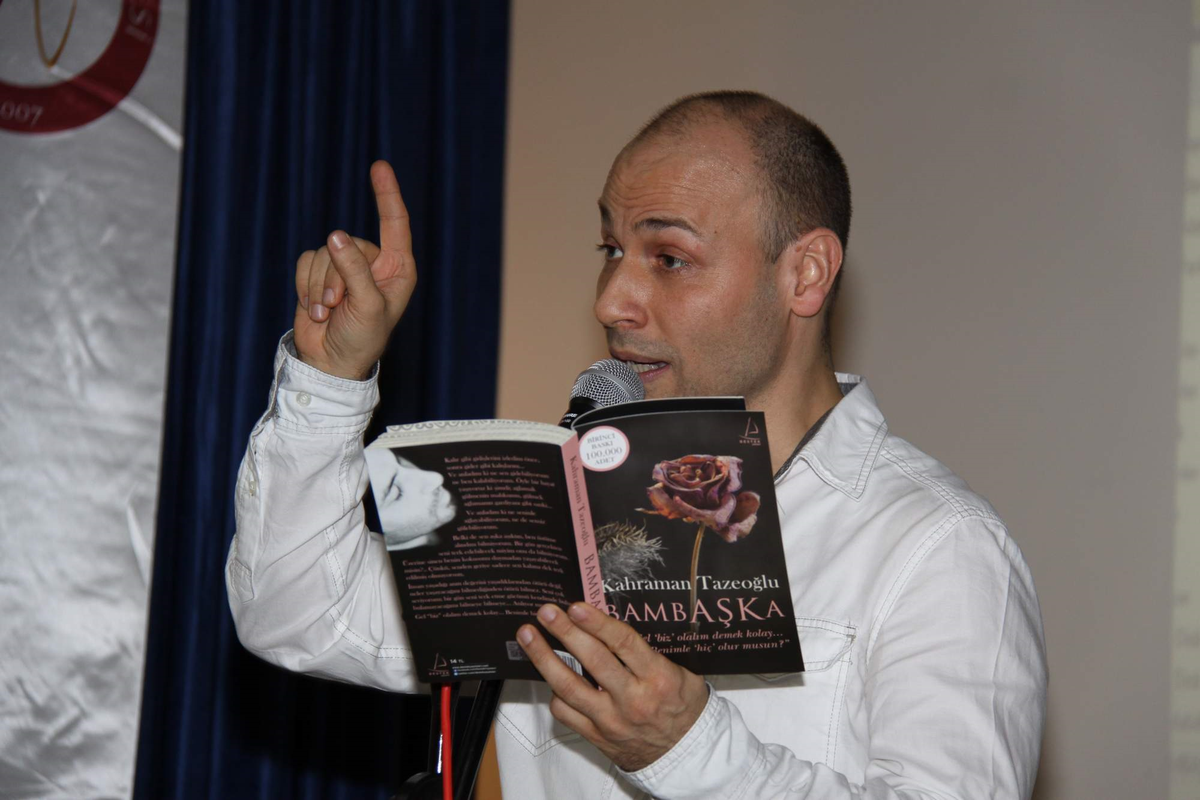 Kahraman Tazeoğlu, NEÜ Öğrencileri ile Buluştu