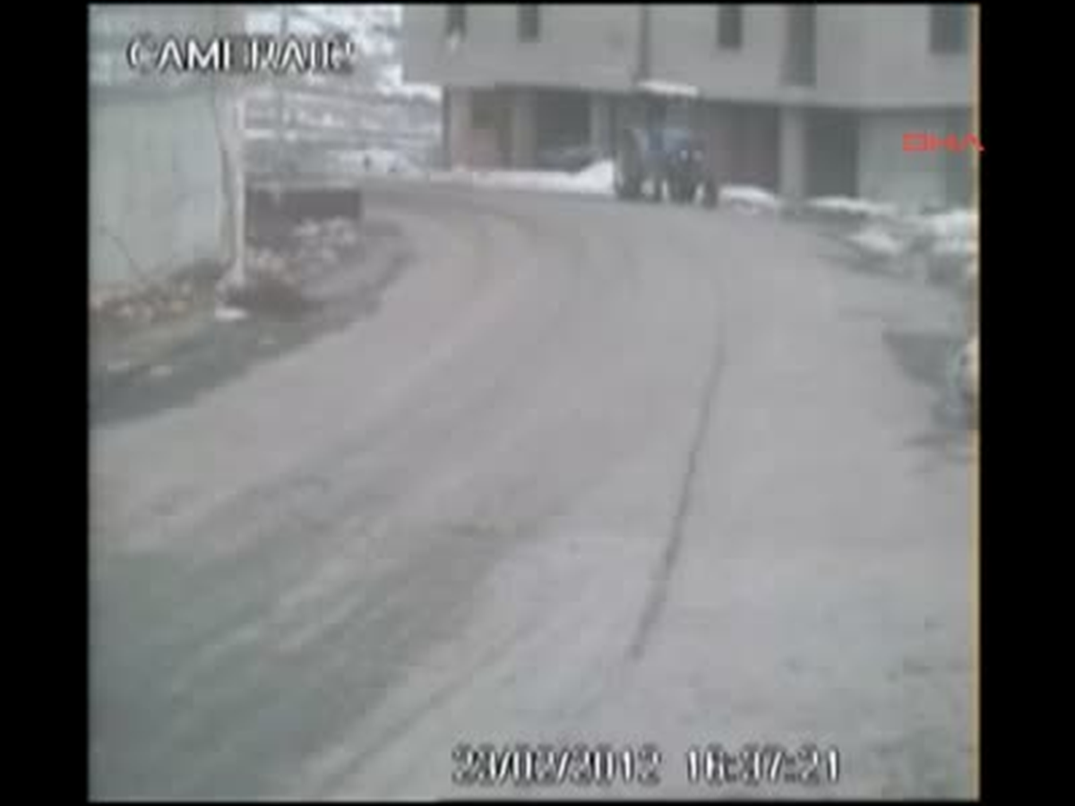 Karakolda Avukata Dayak İddiasına Emniyetten Görüntülü Yanıt