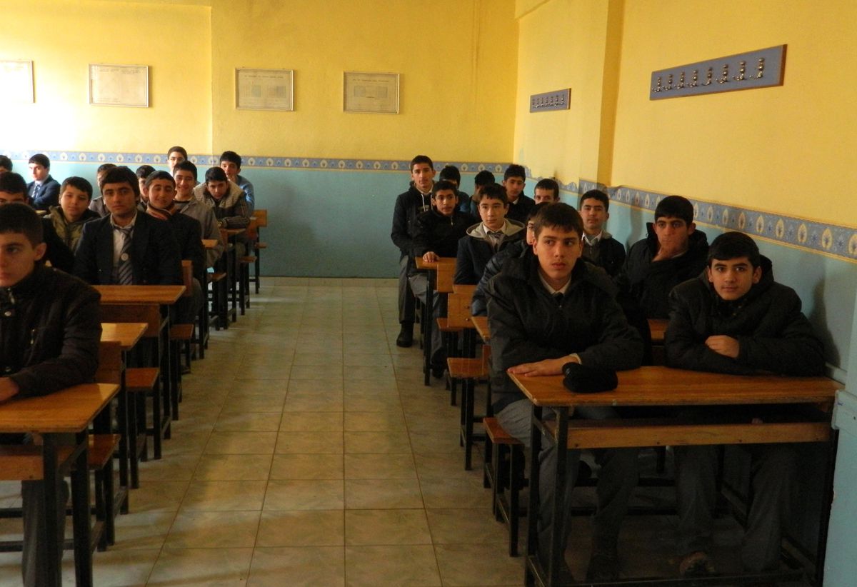 Lise Öğrencilerine Deprem Semineri
