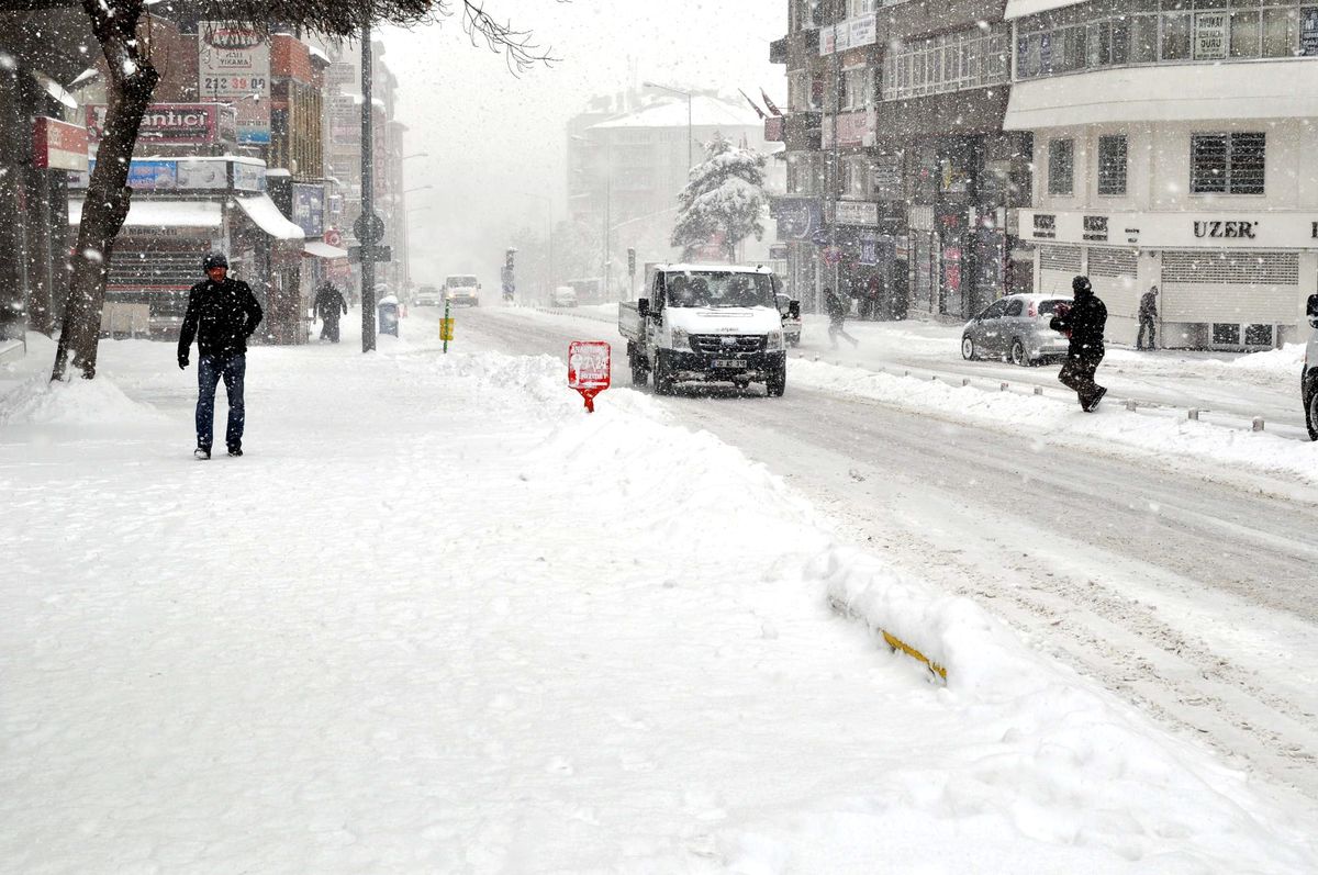 Nevşehir Kar Esareti Altında