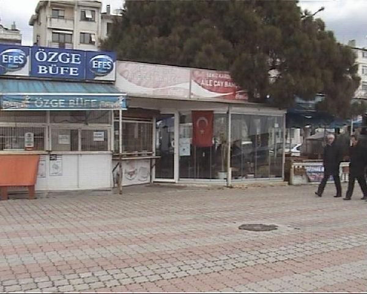 Televizyon Çalan Hırsız Güvenlik Kamerasına Yakalandı