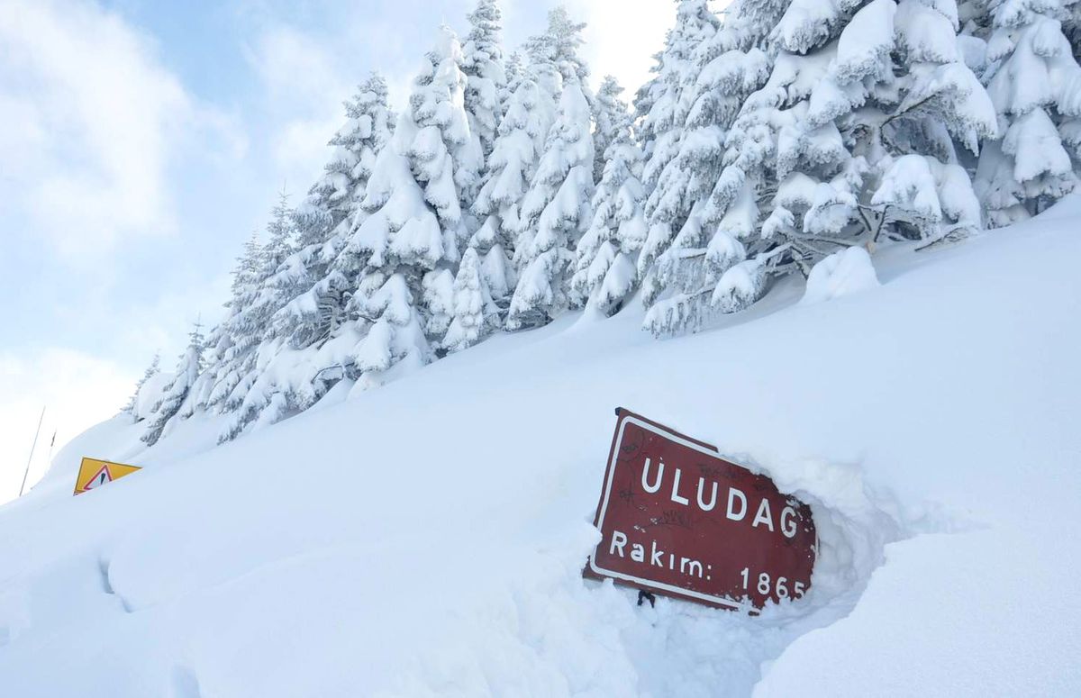 Uludağ\'da Kar Kalınlığı 3 Metre 60 Santimetre