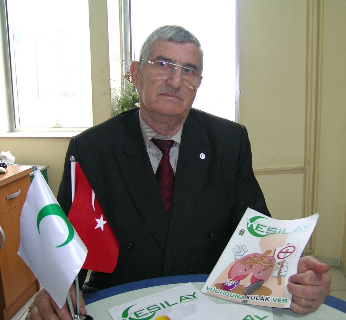 Yeşilay\'dan "Gençleri Koruyun" Uyarısı
