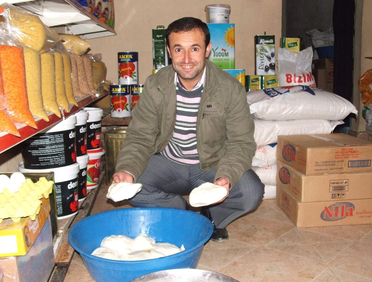 Yılın İlk Taze Peyniri Görücüye Çıktı