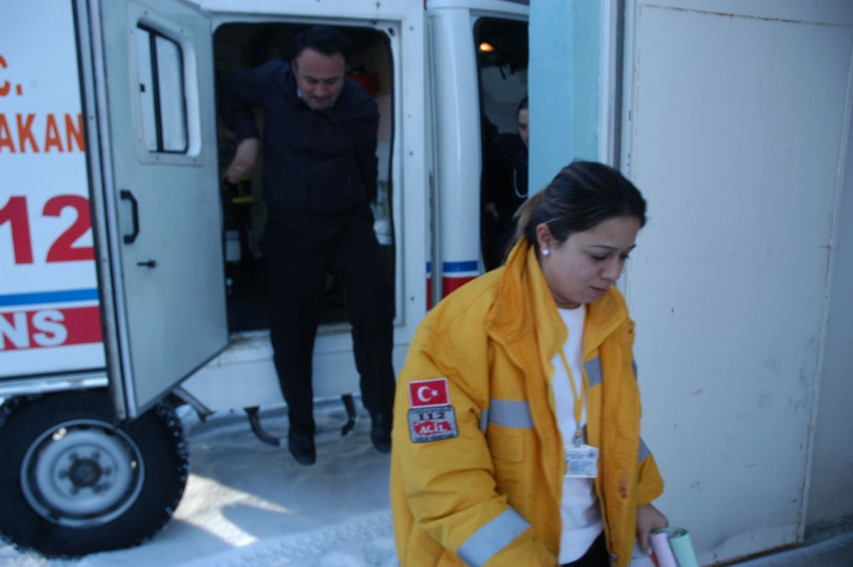 Başkale\'de Hasta Kurtarma Operasyonu