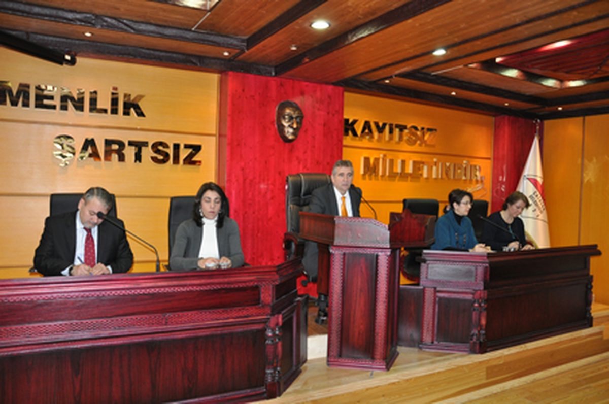 Biyomedikal Lise Belediye Meclisinde
