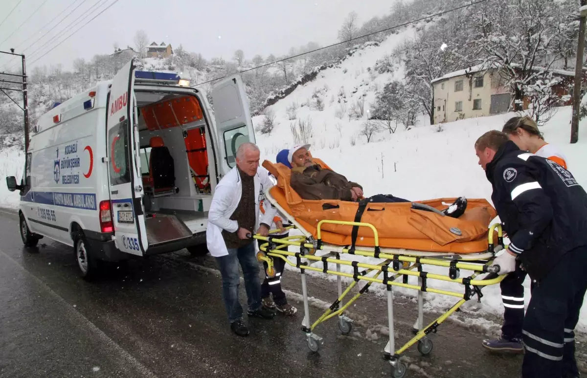 Büyükşehir Ambulans Hizmeti Kar Kış Demeden Hizmet Ediyor