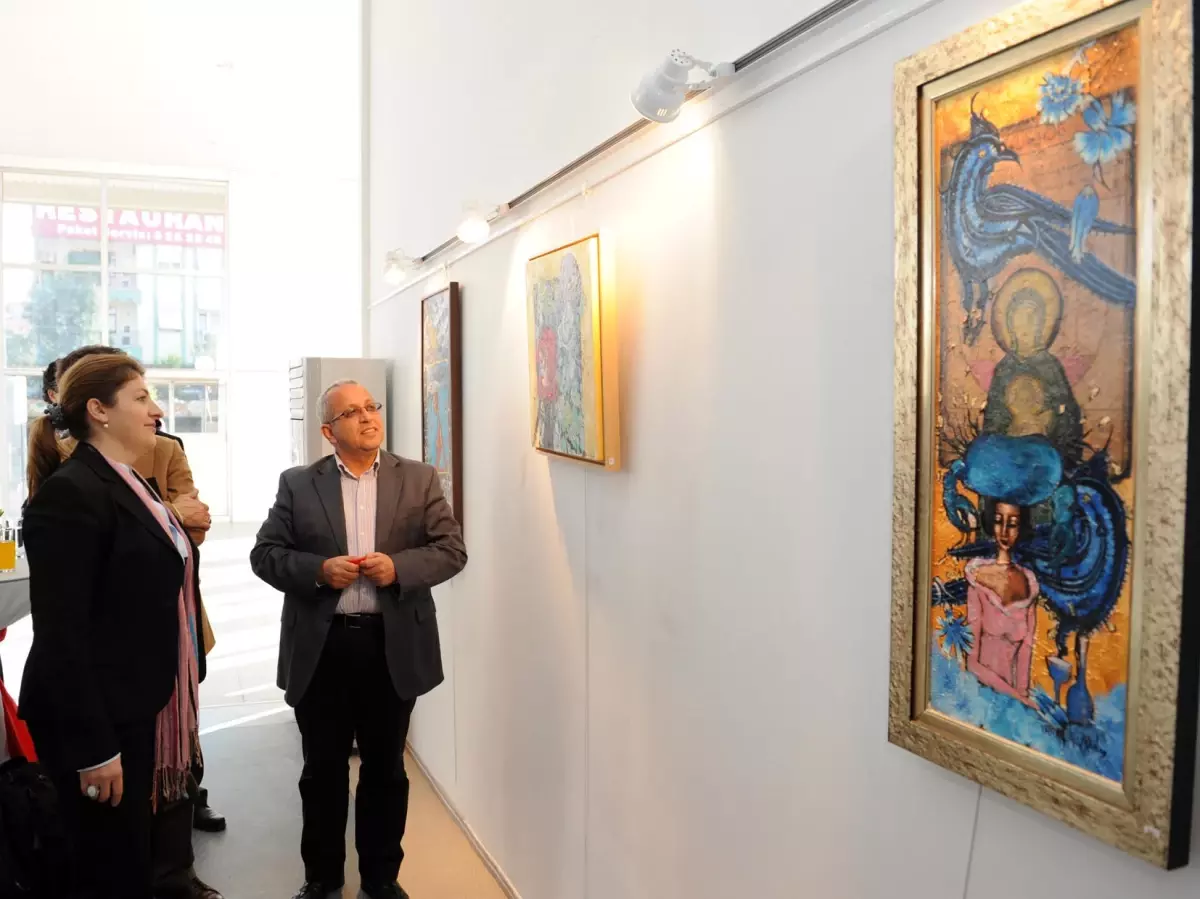 Çalışkan\'ın Sergisi Açıldı