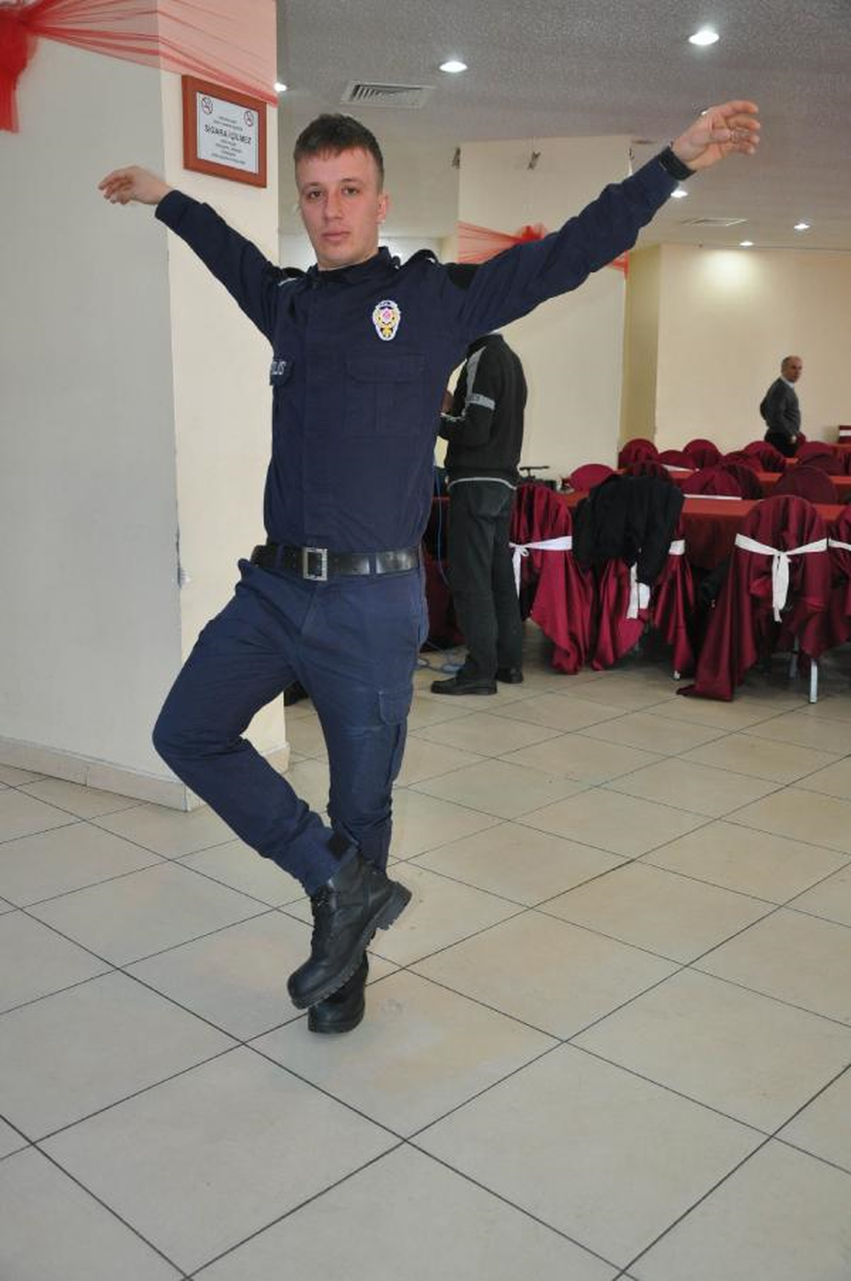 Çevik Kuvvet, Polis Haftası\'nda Zeybek Oynayacak