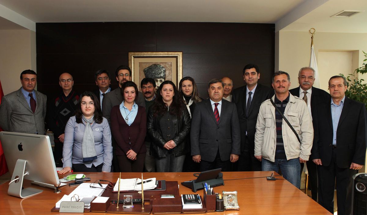 En Adil Kamu Yöneticisi Fethi Yalçın Seçildi