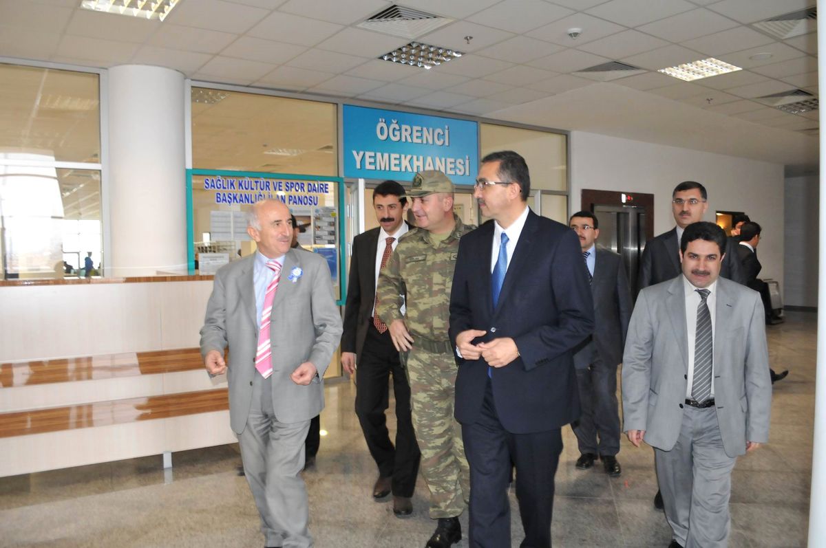 İl Protokolü Yabancı Uyruklu Öğrencilerle Bir Araya Geldi
