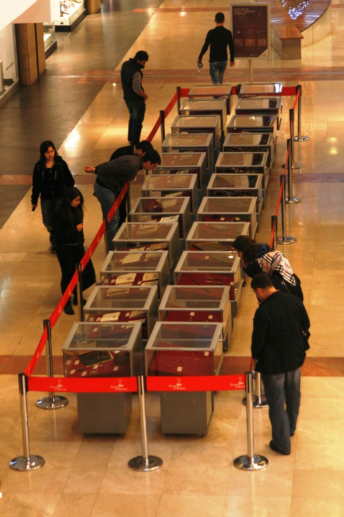 Trabzon'un 13. ve 19. Yüzyıldan Kalan Tarihi Eserleri Sergilenmeye Başlandı